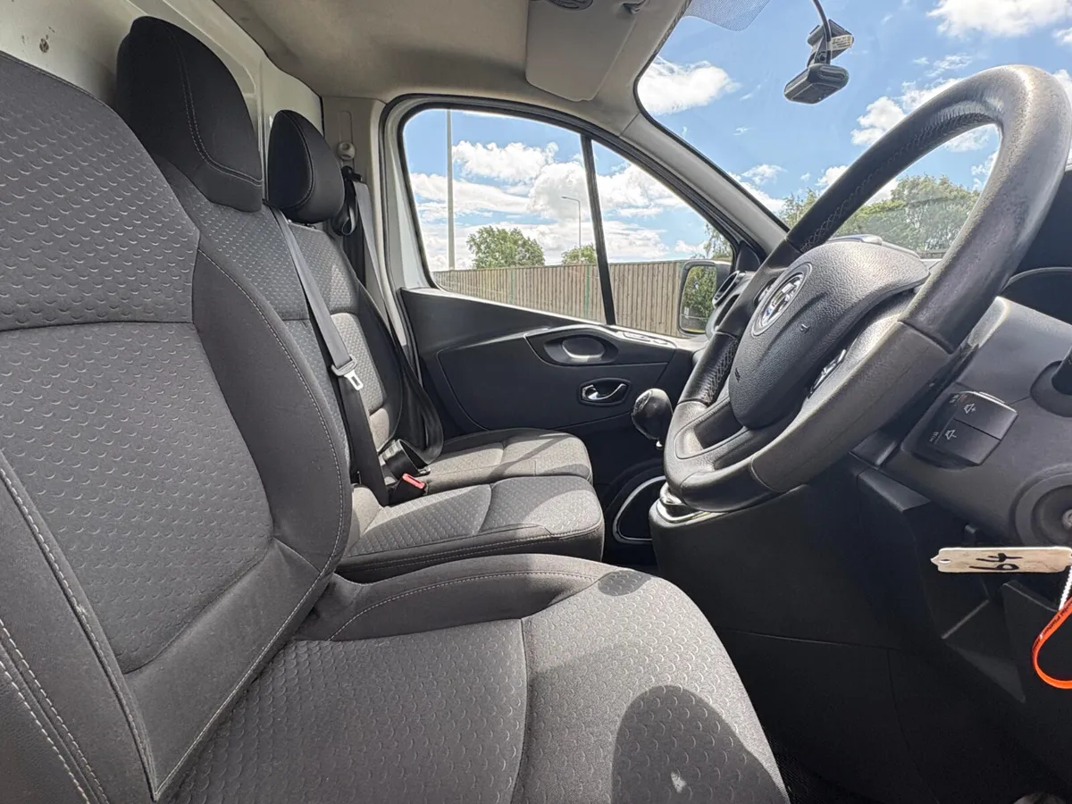 Vauxhall Vivaro 2019 - Image 4
