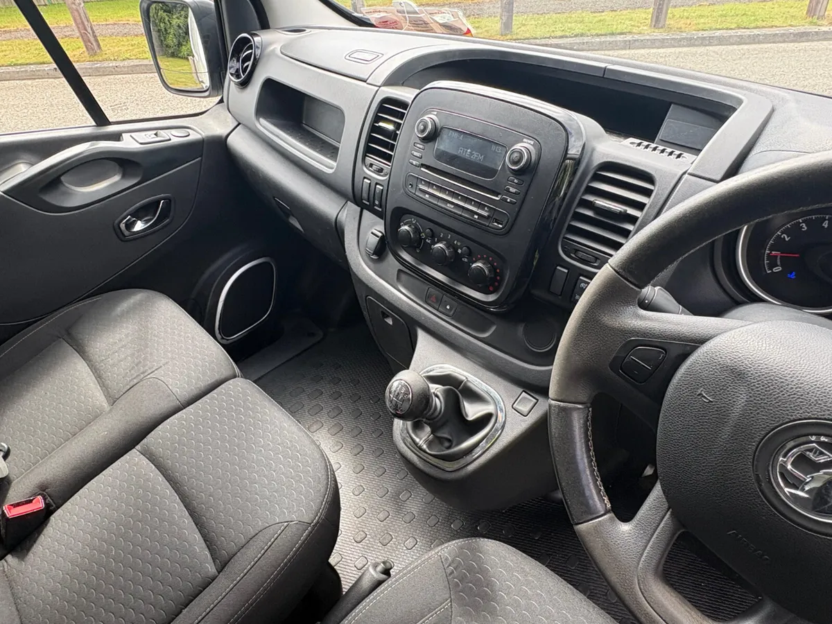 Vauxhall Vivaro 2019 - Image 2