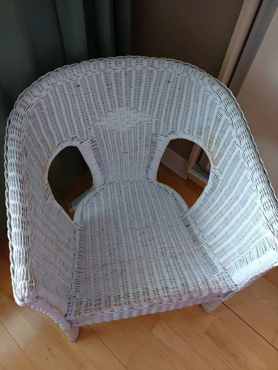 Wicker chair - Image 2