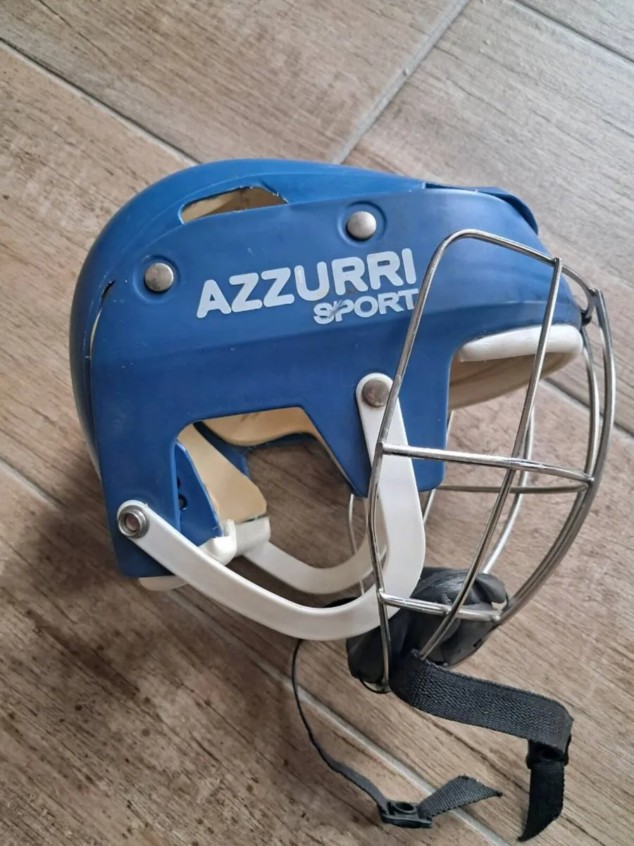 Hurling - Image 1