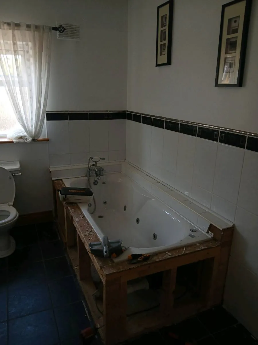 12 jet jacuzzi bath - Image 2