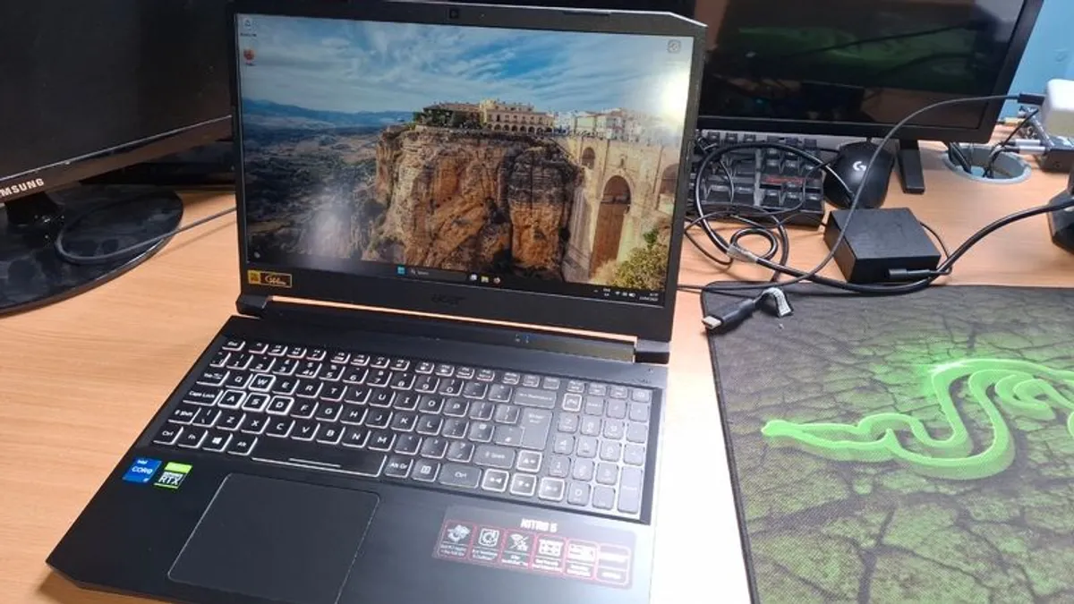 Acer Nitro 5 - Image 2