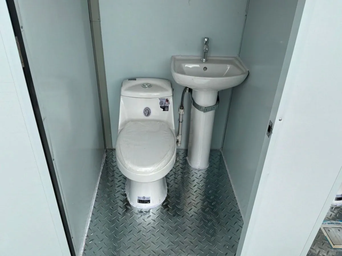 UNUSED DOUBLE TOILET CONTAINER CABIN....817m. - Image 4