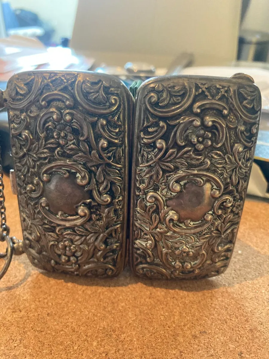 Antique Silver Finger Purse - Image 3