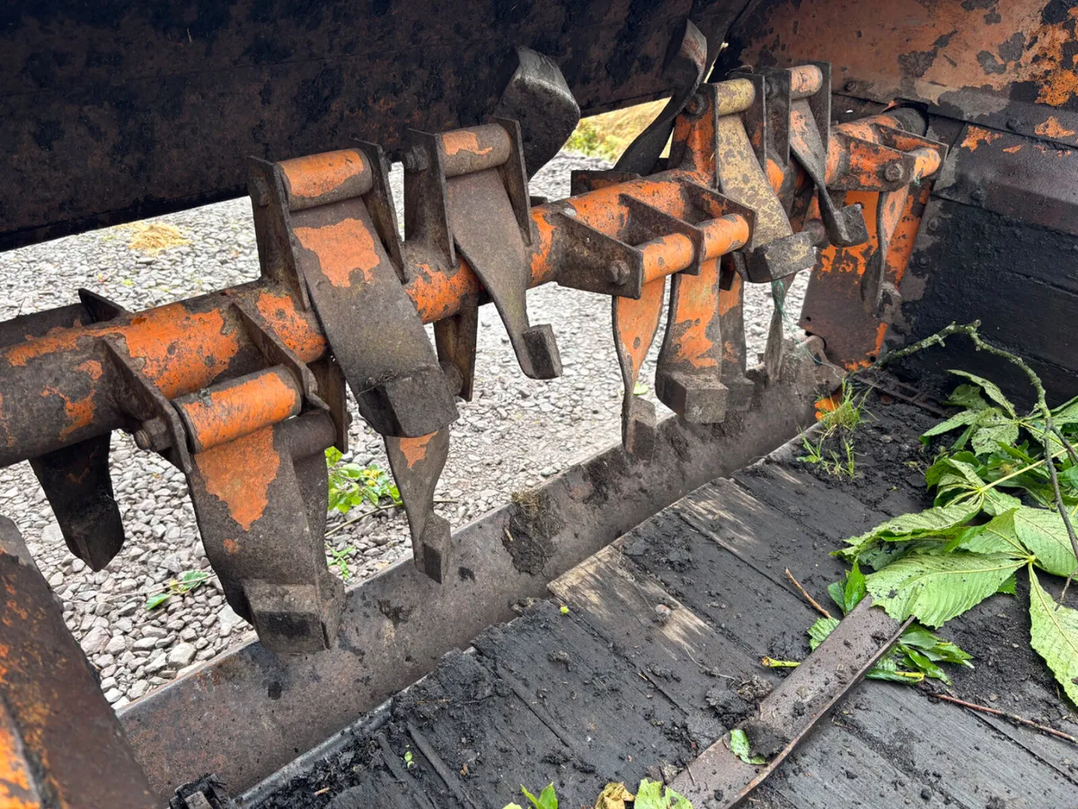Skh Muck spreader - Image 2