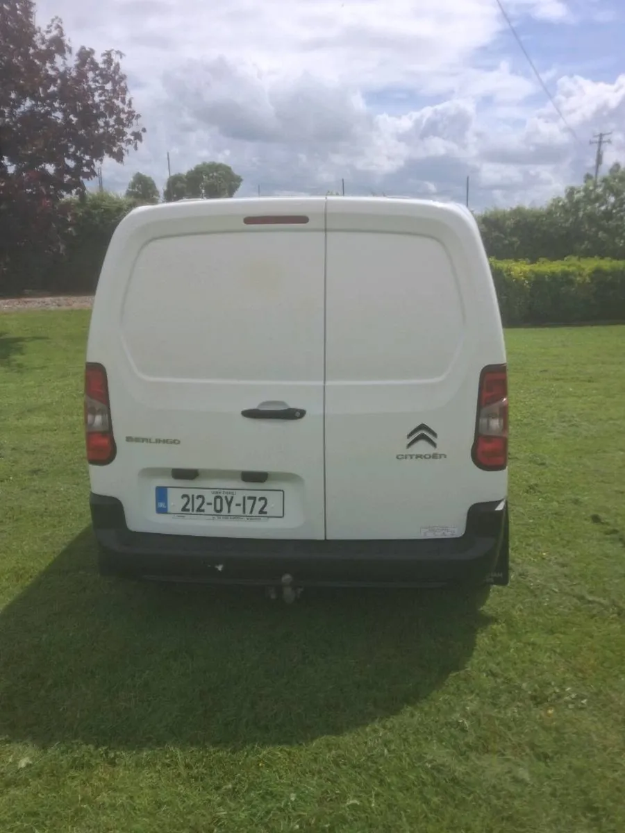 212 berlingo van - Image 4