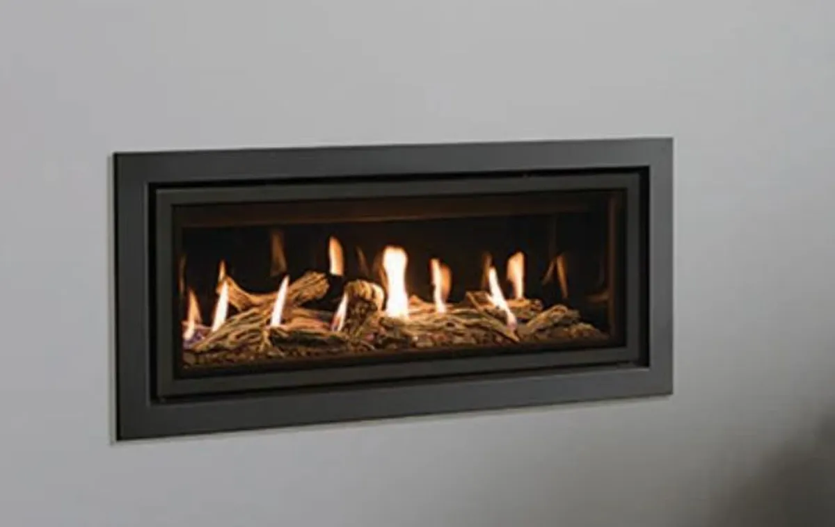 Gazco Studio 1 Heater In built gas heater - Image 1
