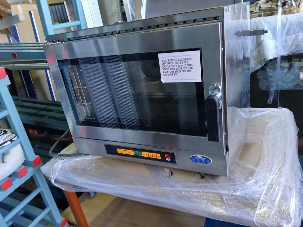 Catering  oven/ x cafe...as new ...delivered - Image 4