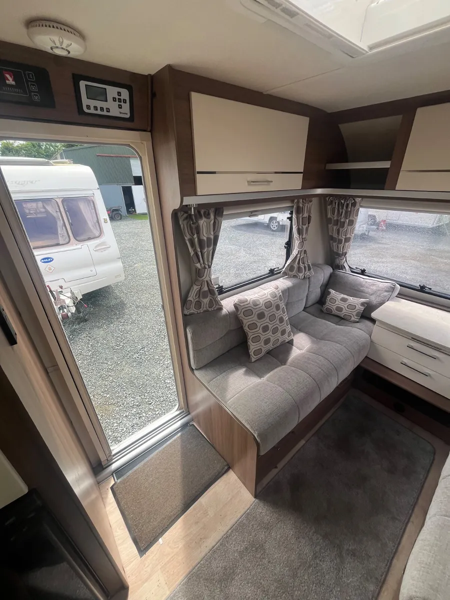 Lunar Venice Fixed single beds - Image 4