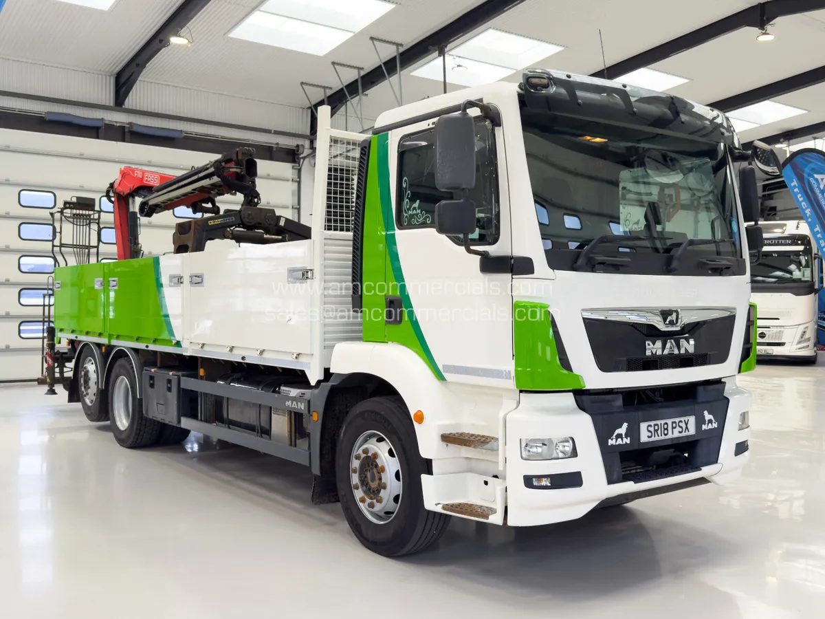 2018 (18) MAN TGM 26.320 DROPSIDE BLOCK GRAB - Image 1