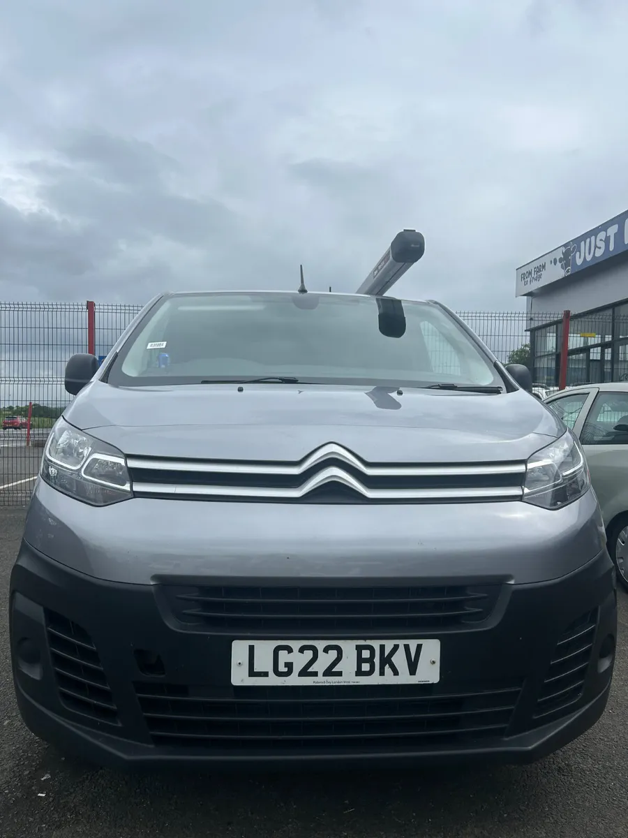 CHOICE OF 2 - Citroen Dispatch 2022 - Image 4