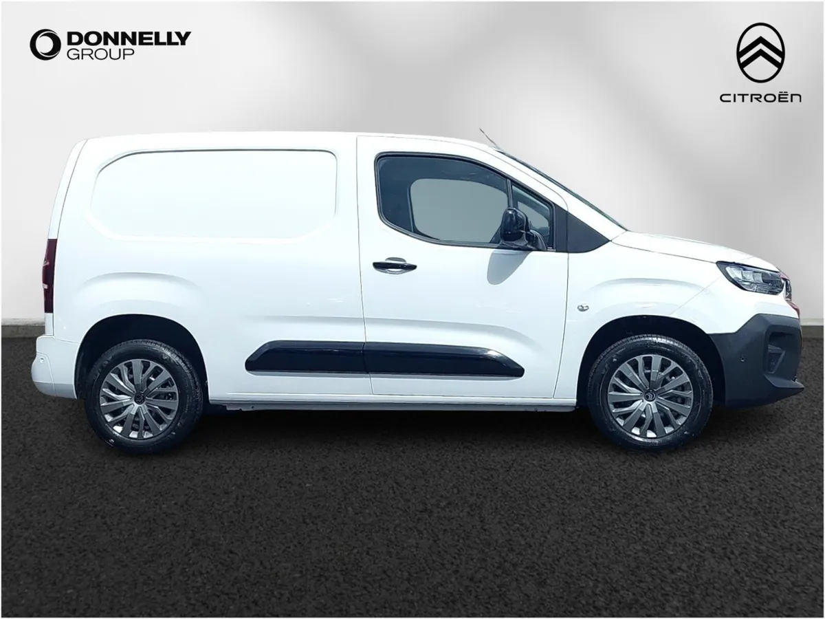Citroen Berlingo Xl Diesel Driver - Image 3