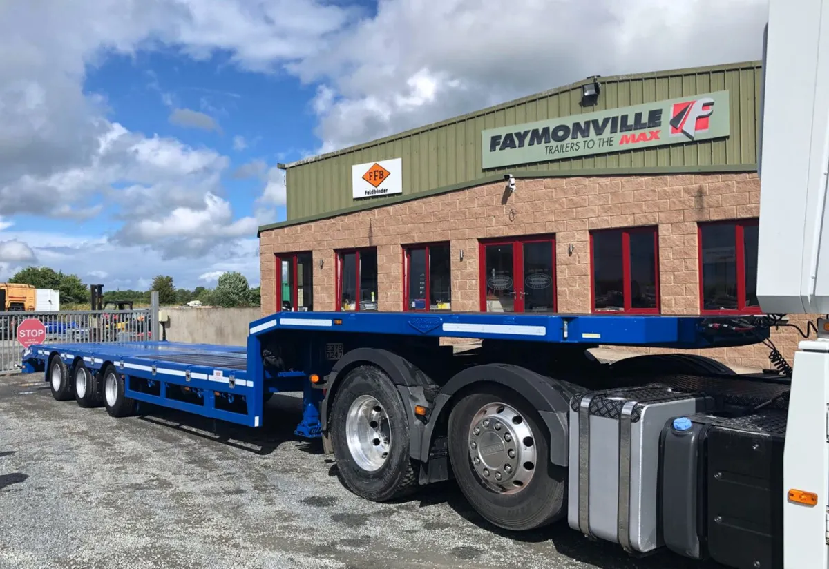 2016 Broshuis 3 Axle extendable low loader - Image 4
