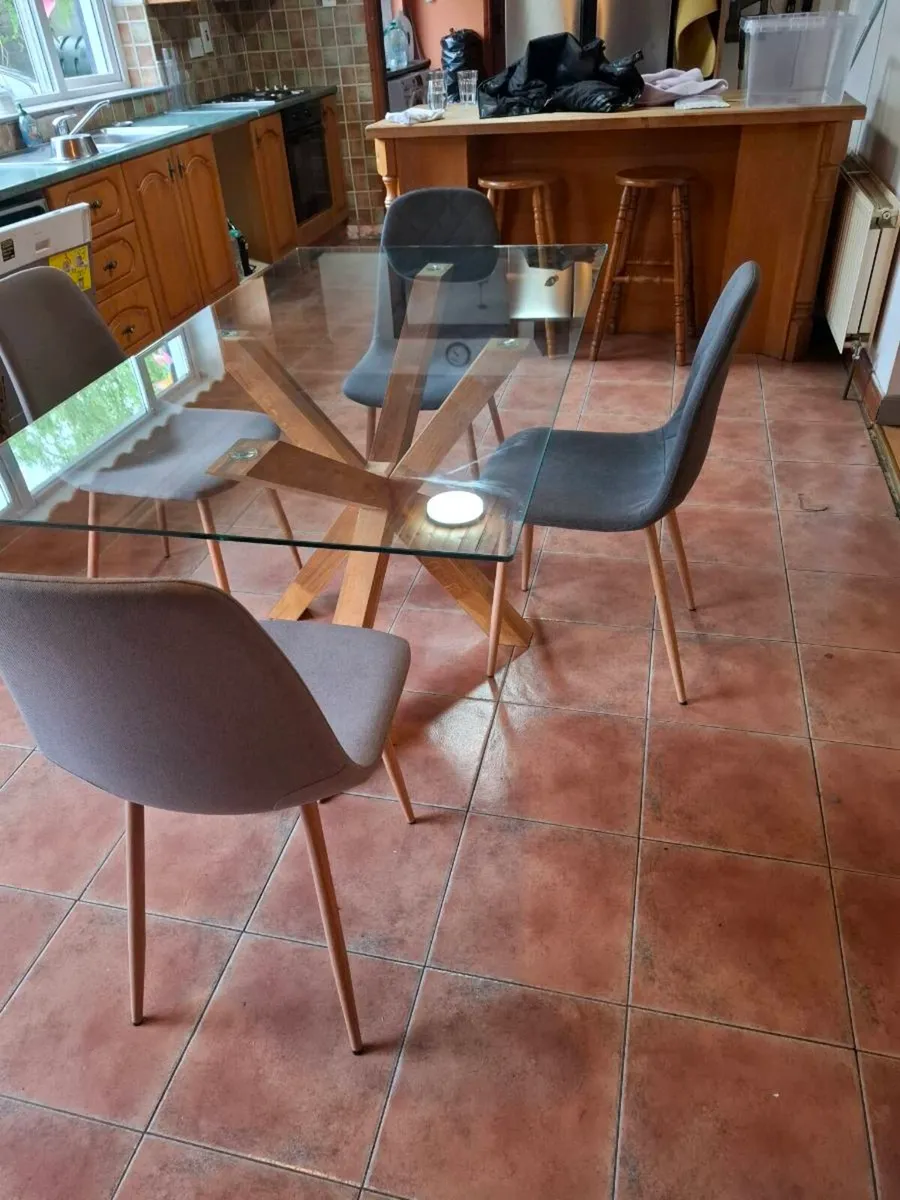 Kitchen table - Image 2