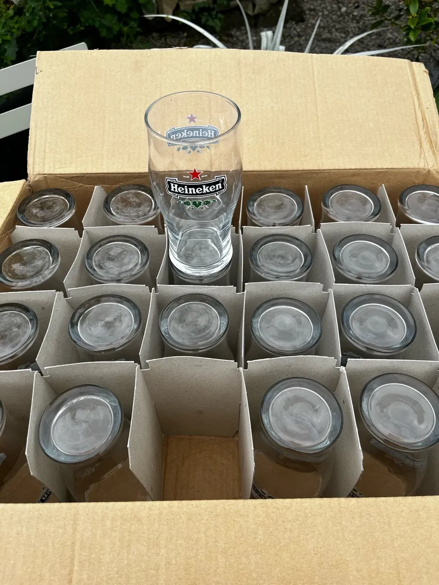 Box of Heineken  glasses 36 in total - Image 1