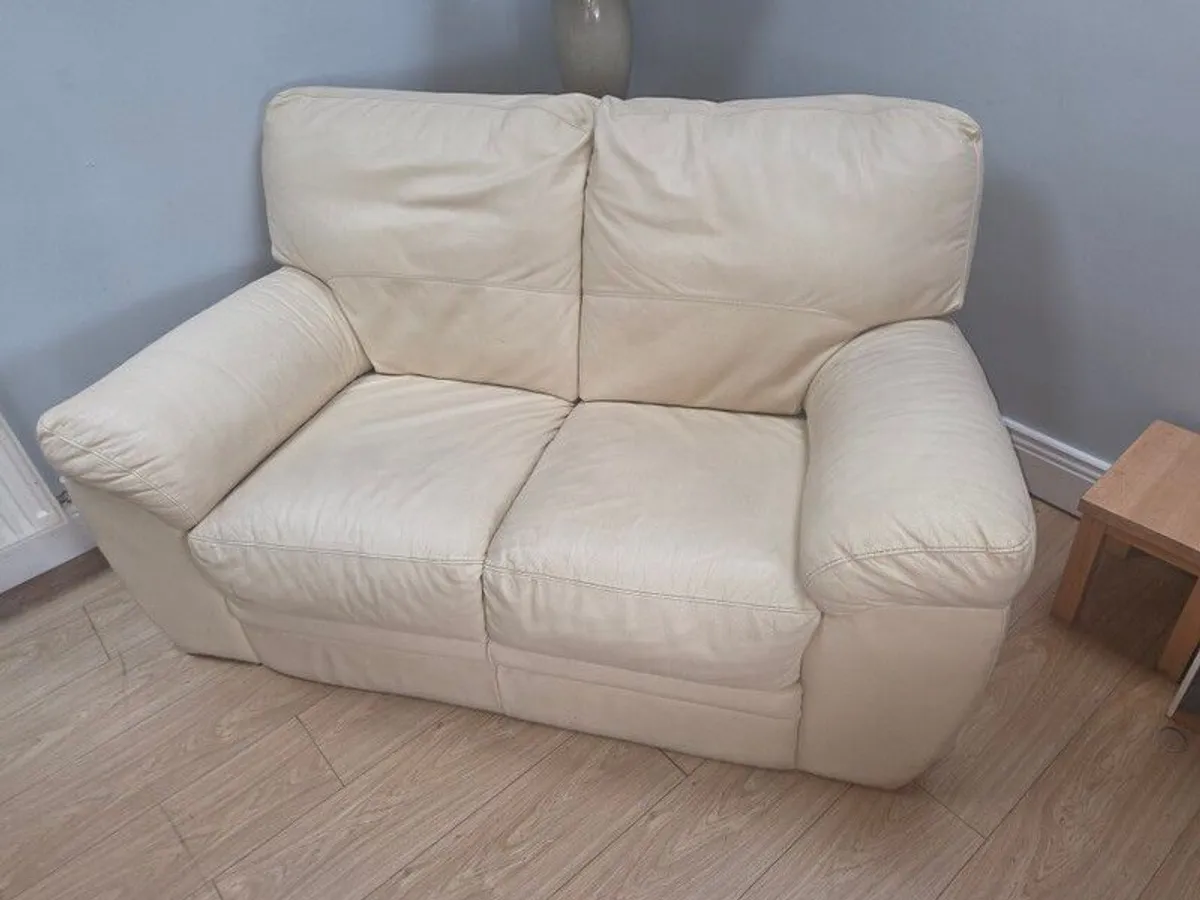 2 x Seater Couch - Image 2