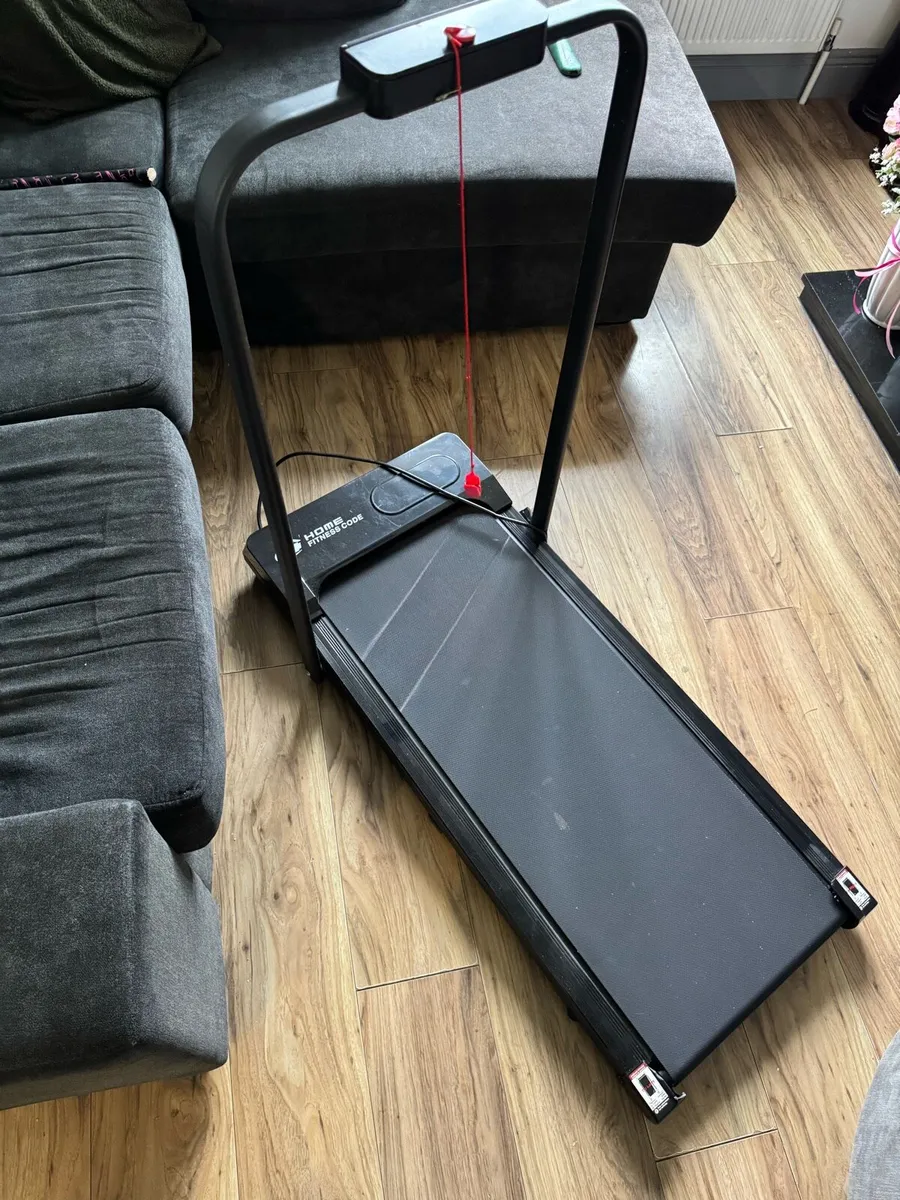 Treadmill - Image 1