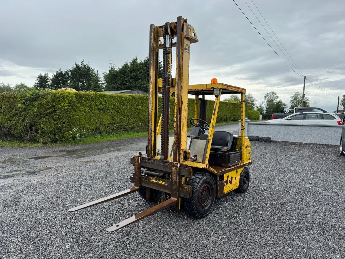 Bonser 2.5 ton diesel forklift - Image 2