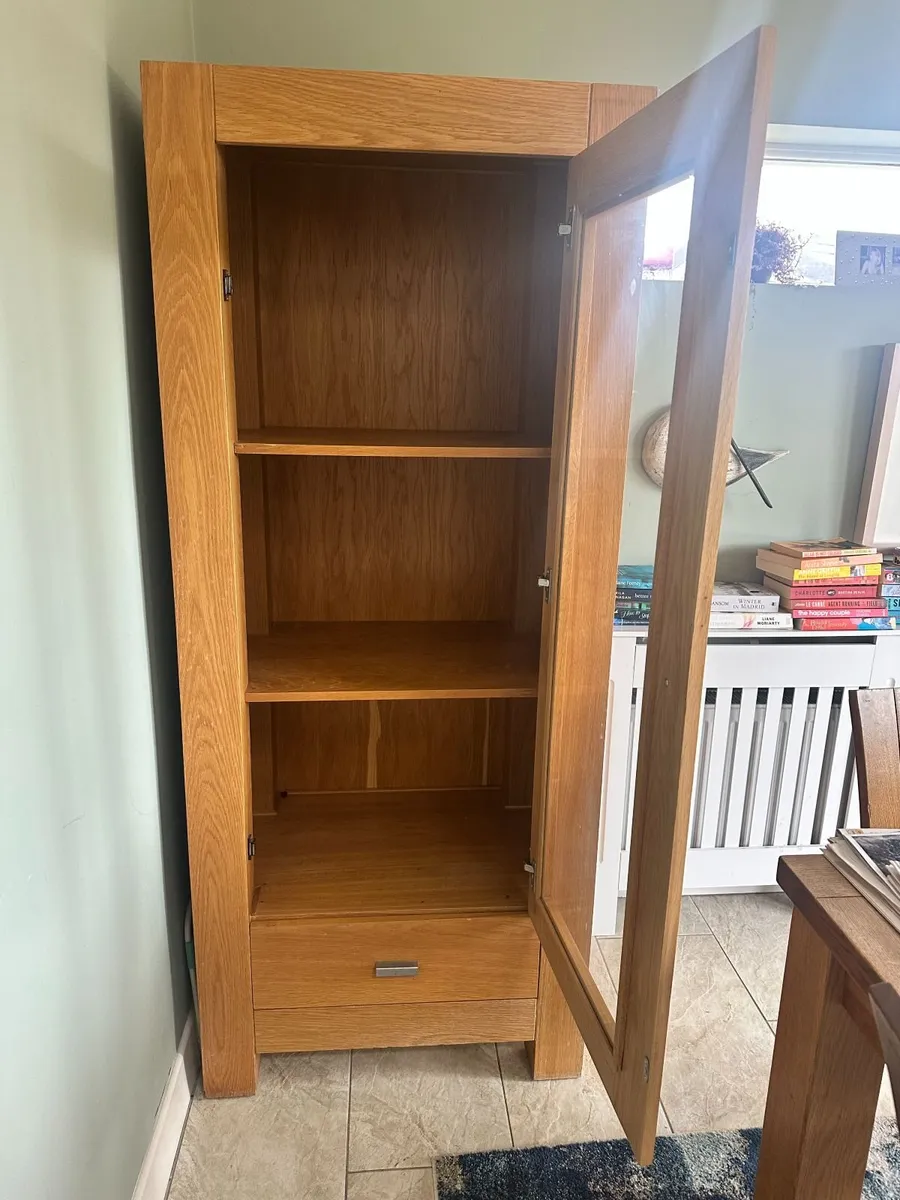 Cabinet - Image 2