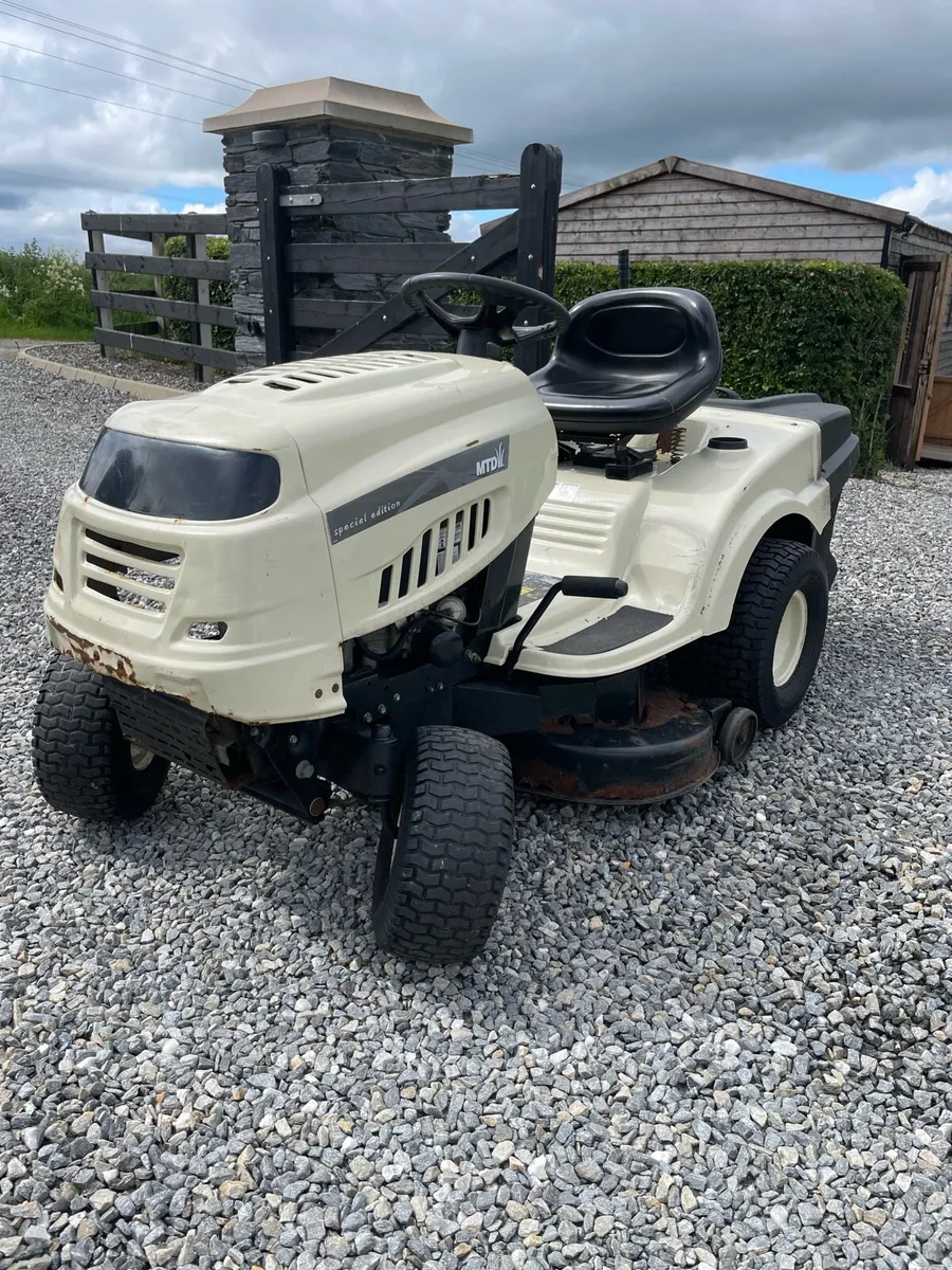 MTD 92H lawnmower - Image 1