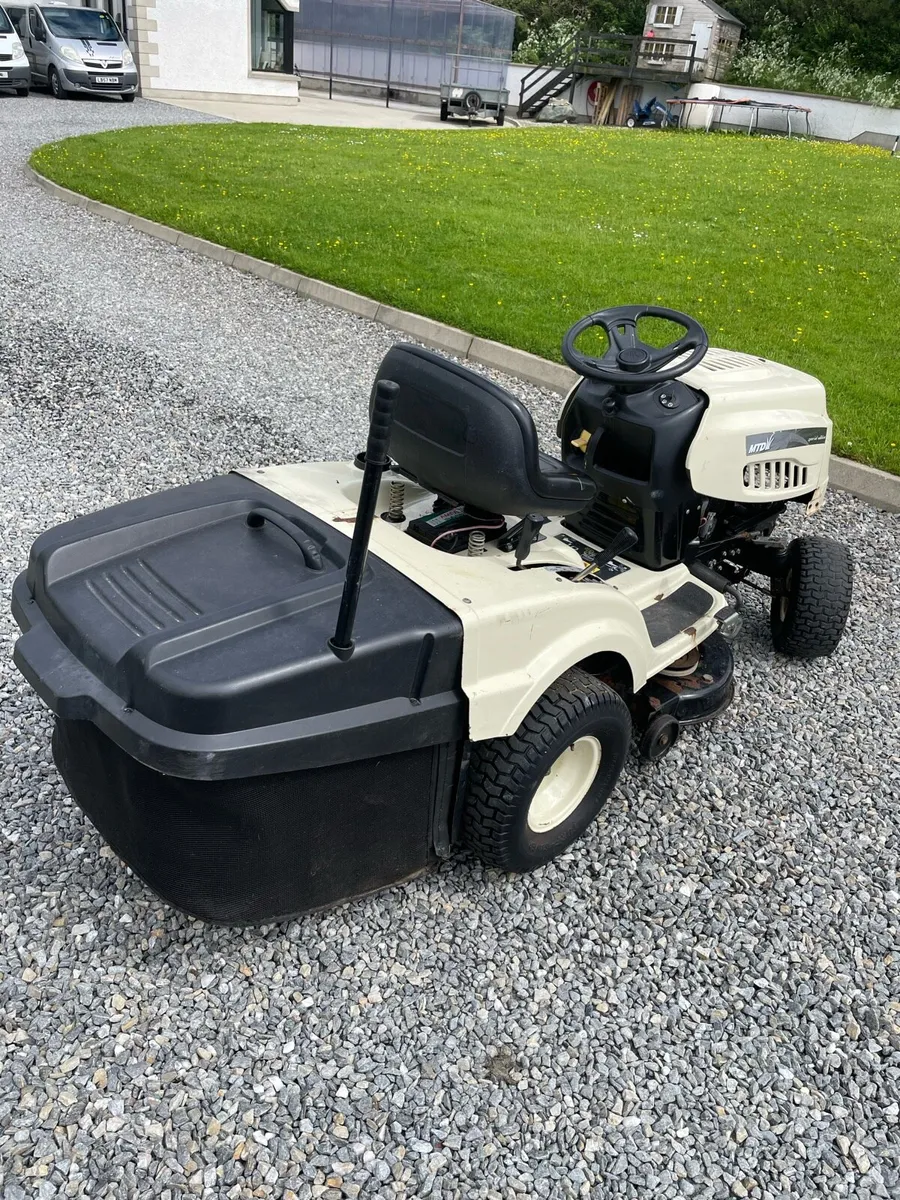 MTD 92H lawnmower - Image 3