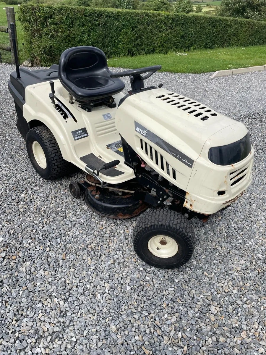 MTD 92H lawnmower - Image 4