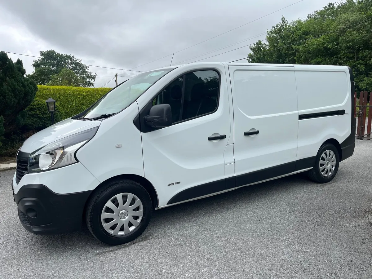 Renault Trafic 115BHP - only 104k Kilometres - Image 3