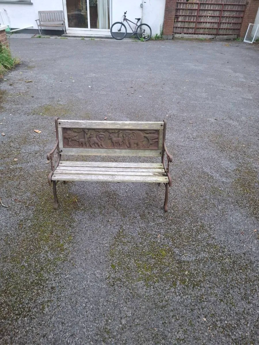 Garden bench - Image 1