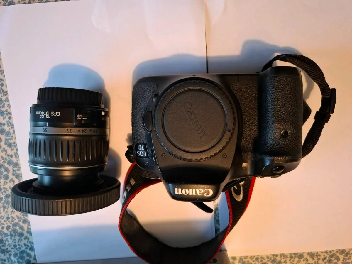 Canon 7D camera - Image 2