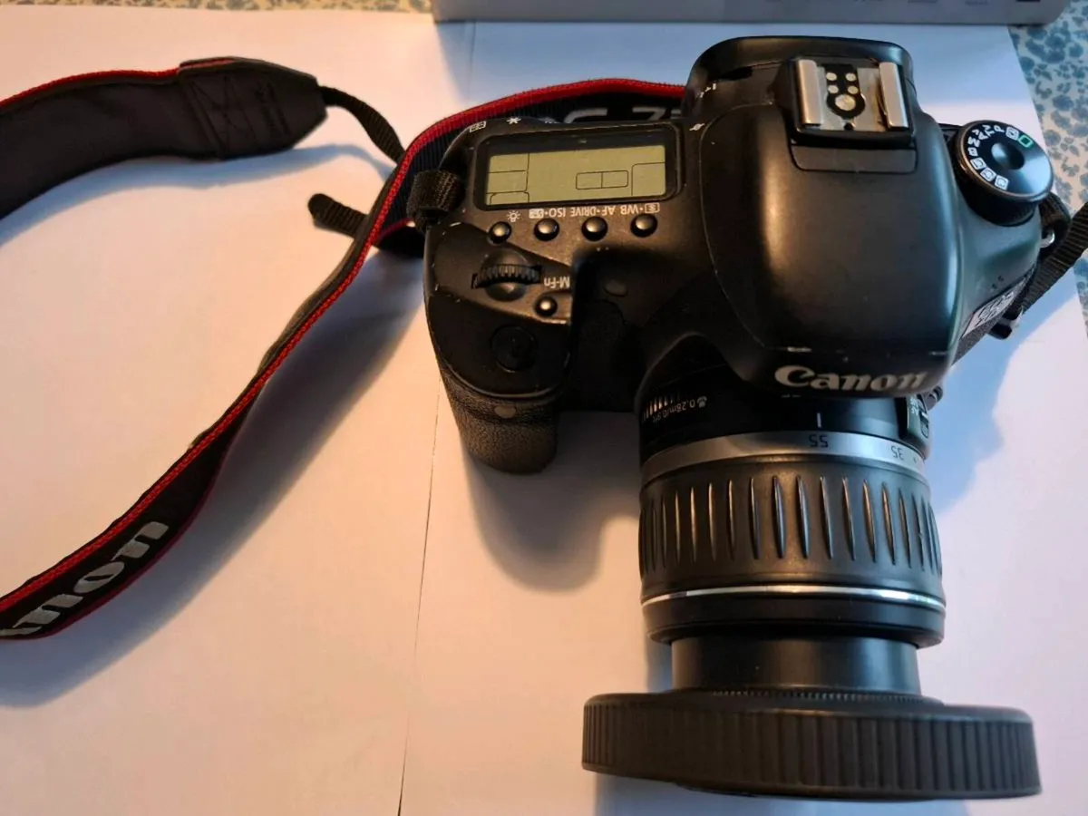 Canon 7D camera - Image 4