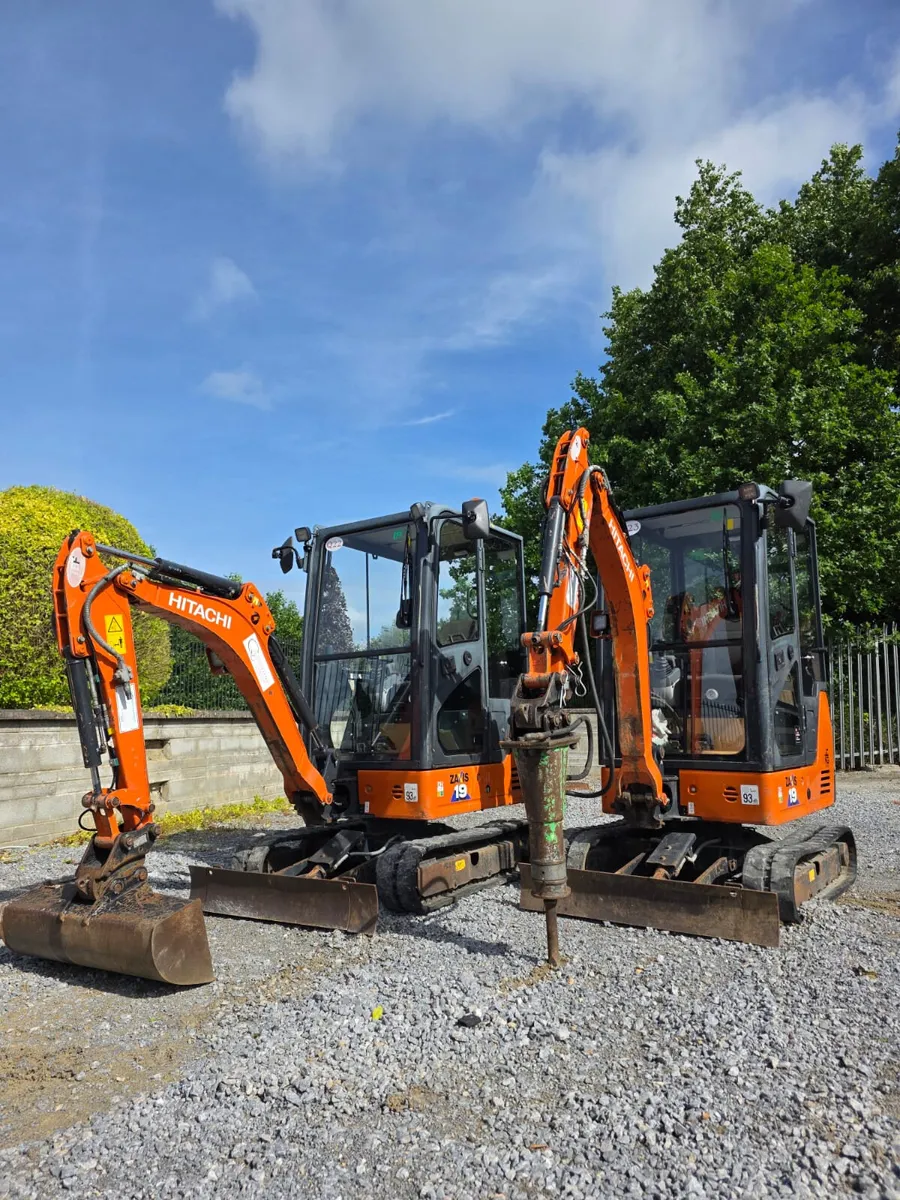 2 x 2022 Hitachi ZX19 - 750hrs - w/ Breakers - Image 1