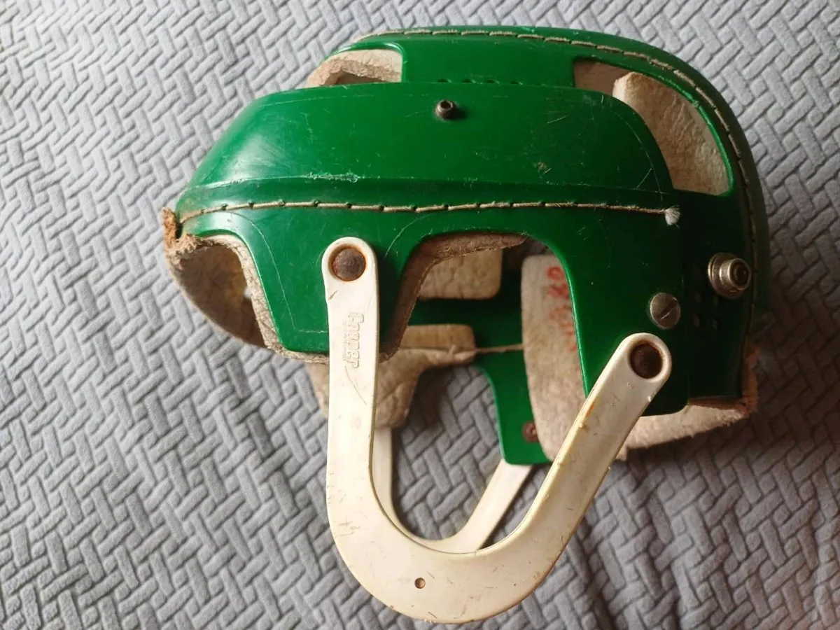 Old Style Cooper SK100. Needs repair. - Image 1