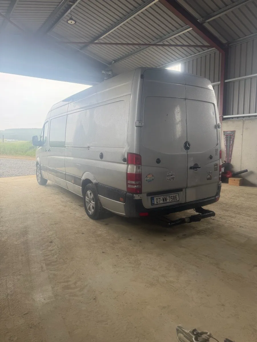 Sprinter van camper - Image 2