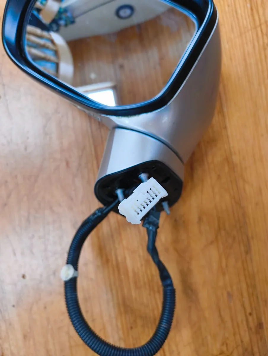 Wing mirror fits Honda Civic Saloon 2009 - Image 2