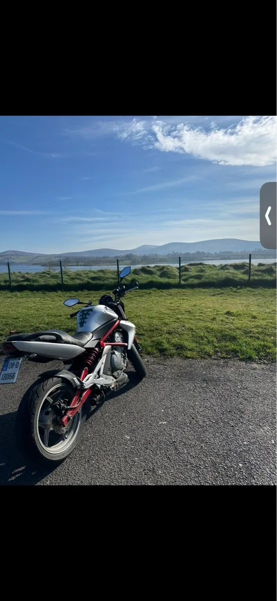 Motorcycle - Image 4