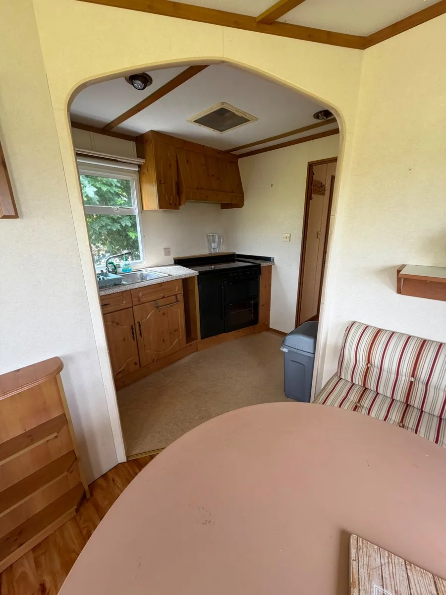 Mobile Home - Image 4