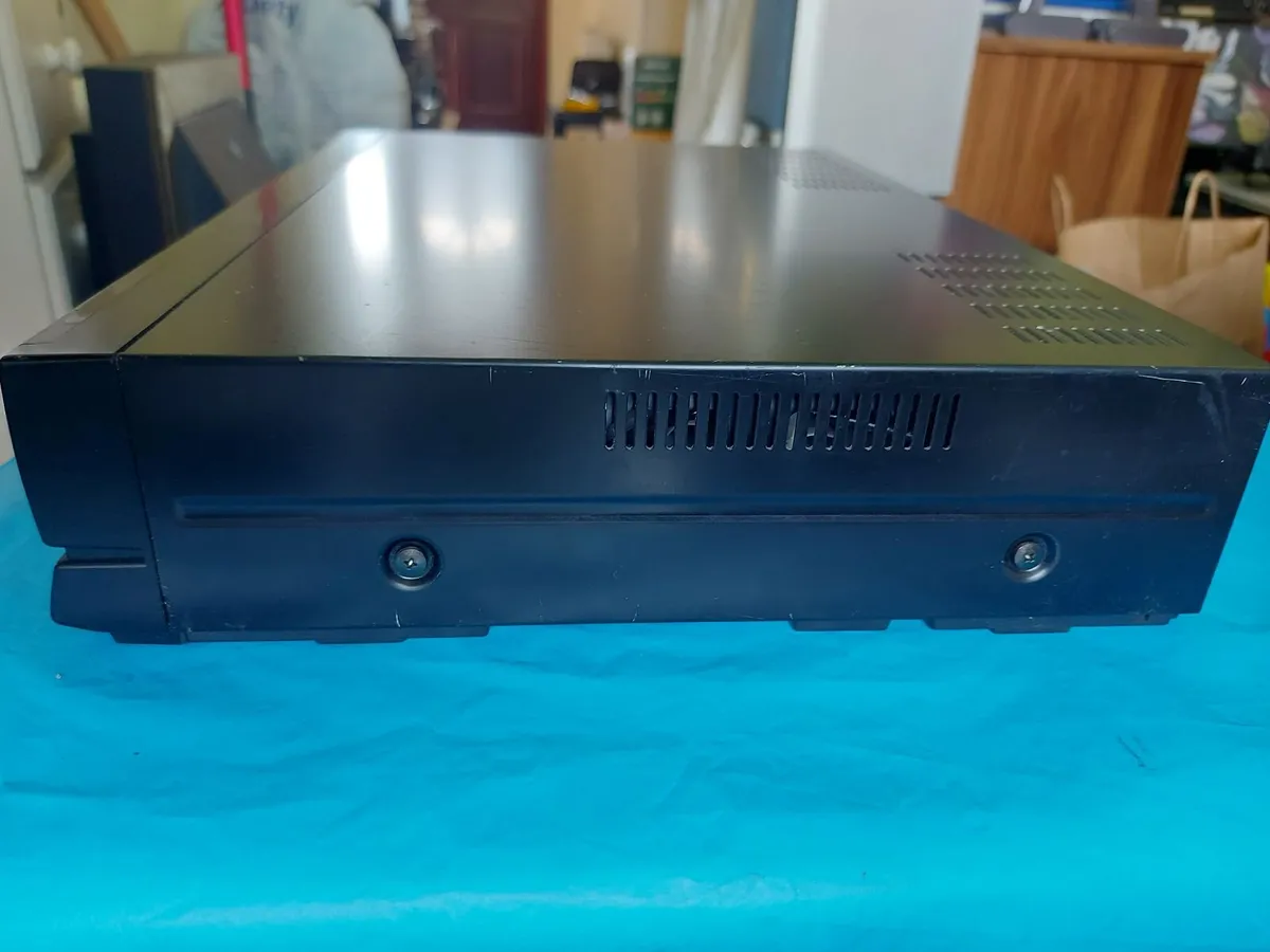 Mitsubishi Video Cassette Player Recorder HS-R10 - Image 3