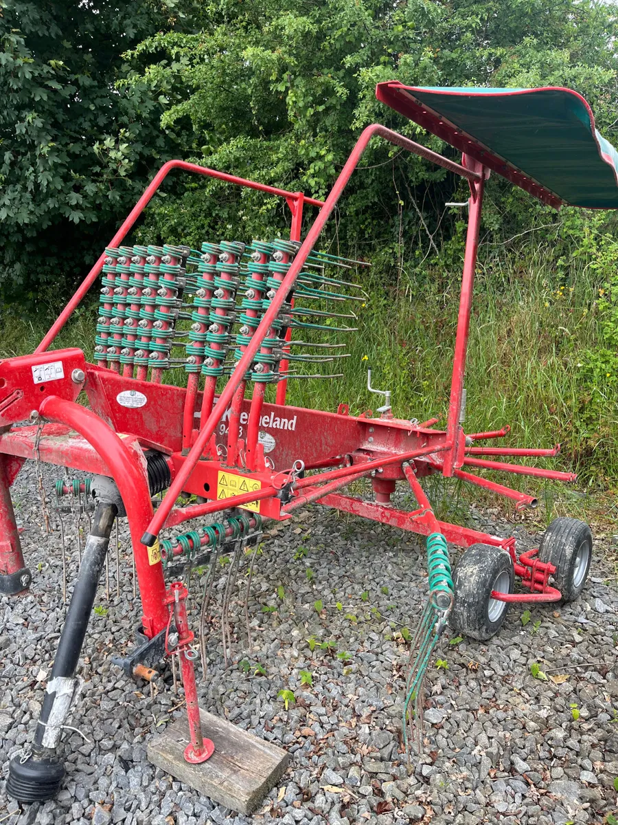 Kverneland rake - Image 3