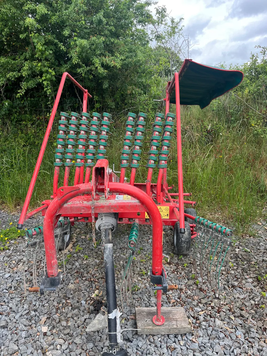Kverneland rake - Image 2