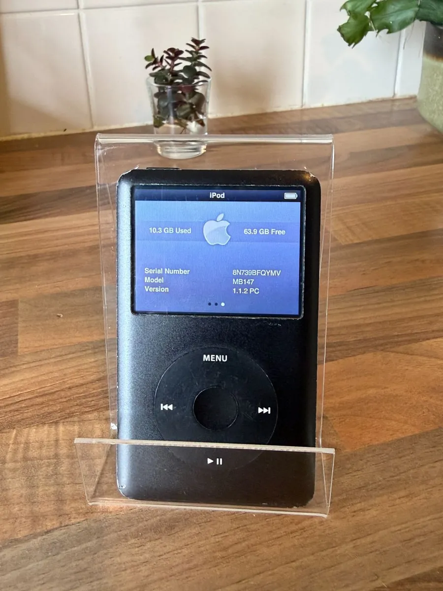 iPod Classic 6th Gen 80GB - Image 3