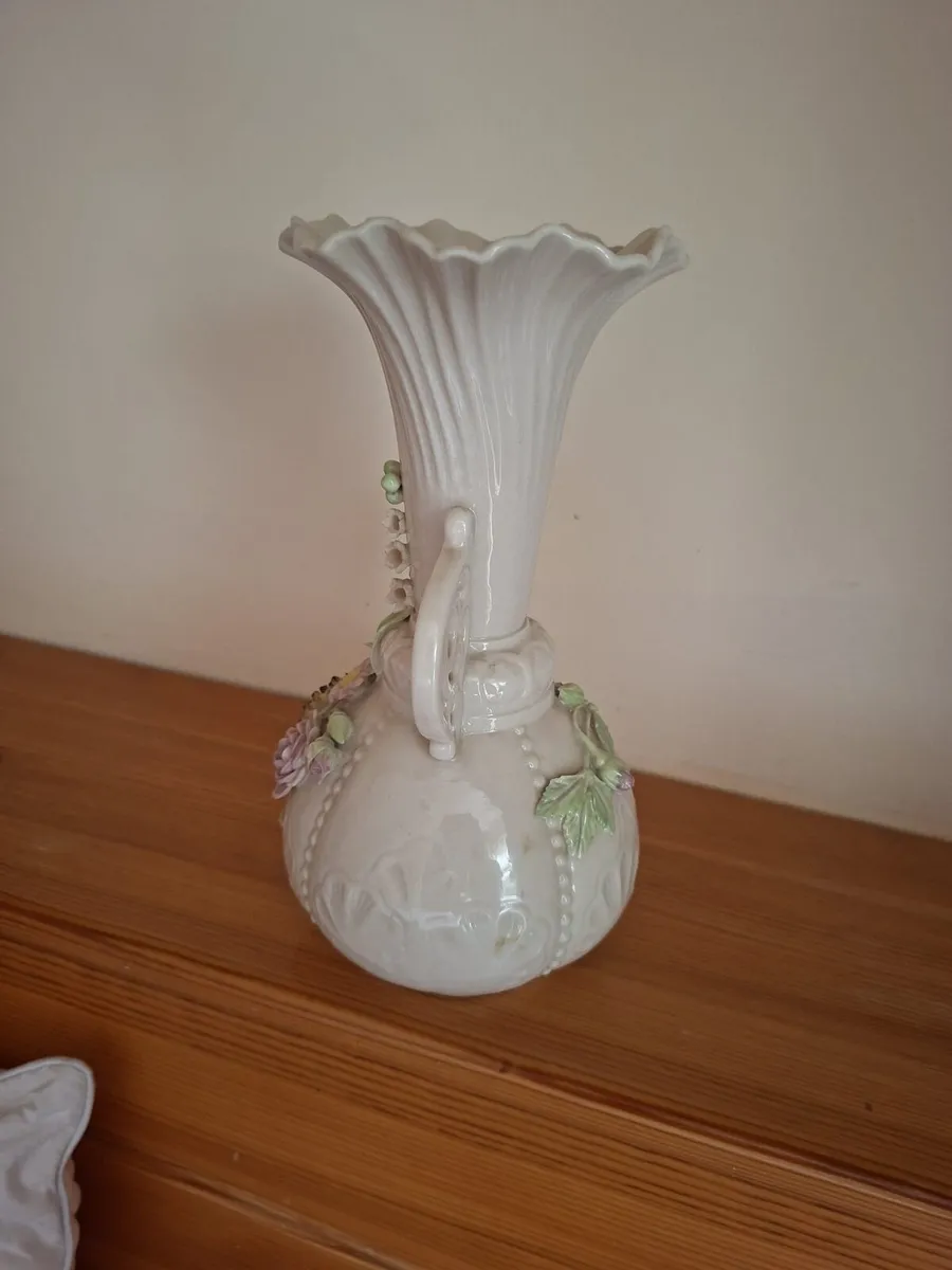 Beleek Vase - Image 3