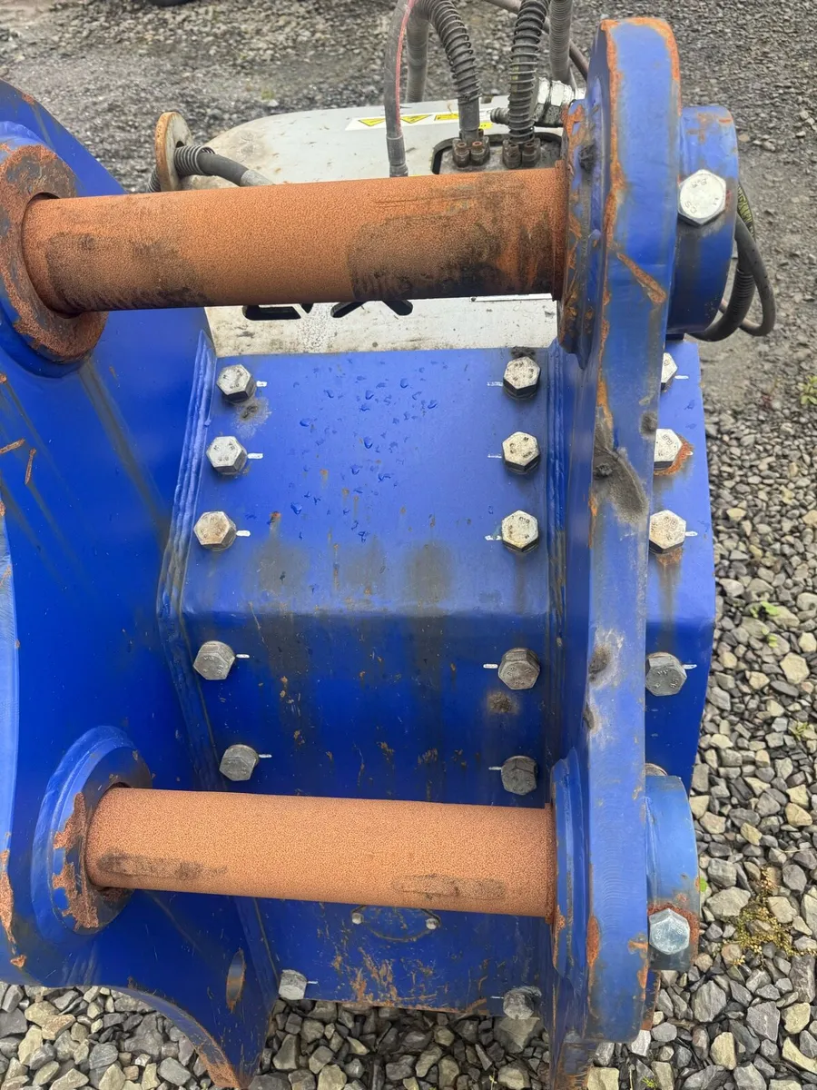 Hydraulic ripper xr32 - Image 3