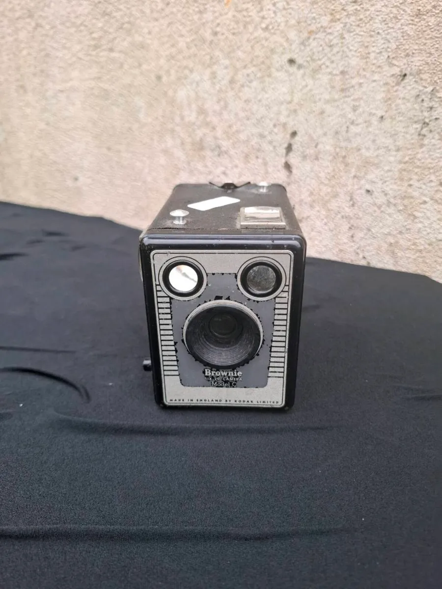 Vintage brownie camera postage possible - Image 2