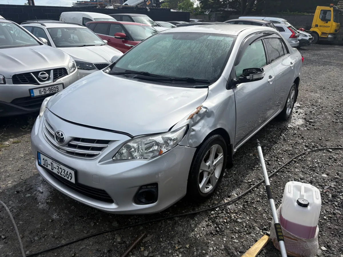 2010 Toyota Corolla 1.4 Diesel driving - Image 2