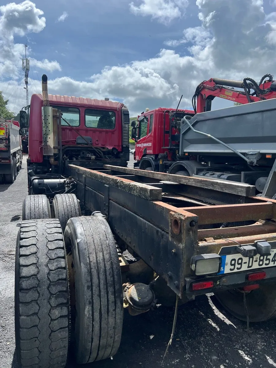 Hino fs euro2 - 3 axle - Image 3