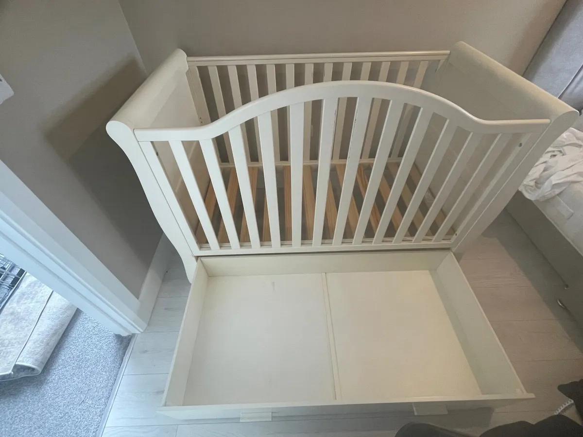 Cot bed - Image 4