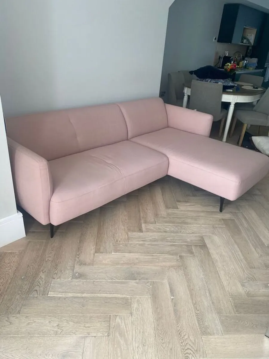 BoConcept sofa Modena model, pale pink - Image 2