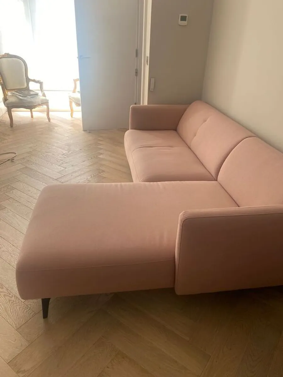 BoConcept sofa Modena model, pale pink - Image 3