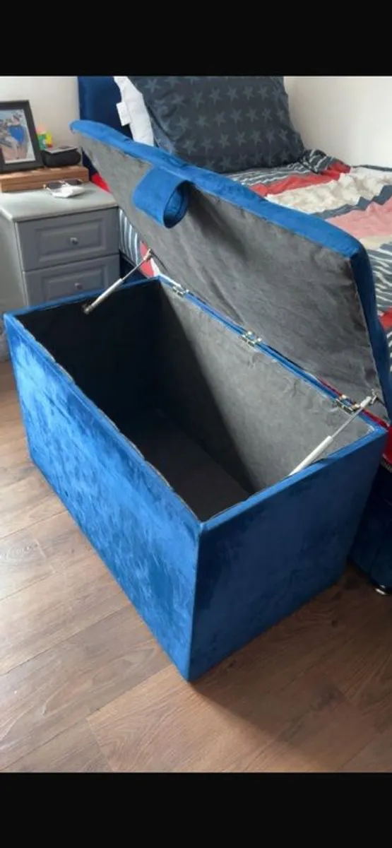 Bed Storage Chest - Image 2