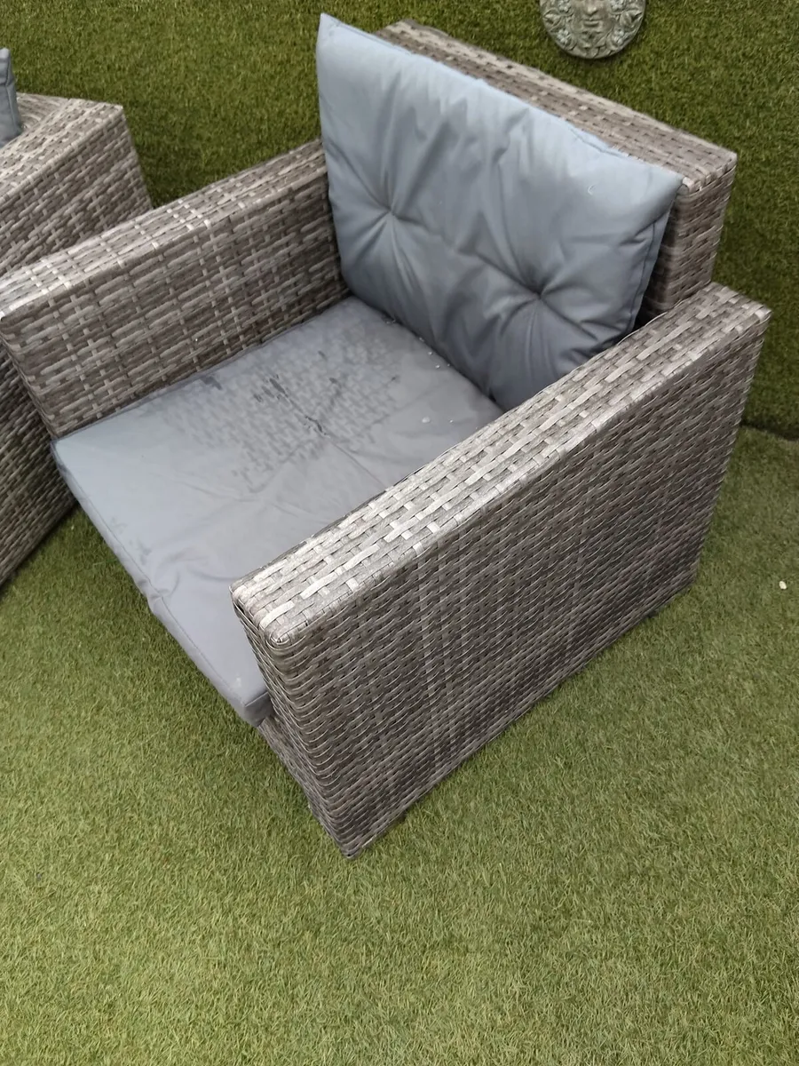 9 seater grey rattan set & Gas Fire Pit - Image 2